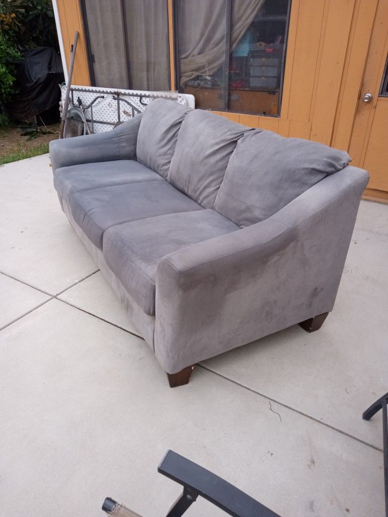 Gray  Sofa No Rips And Good Condition 