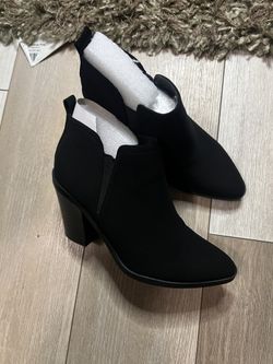 Women Booties Size 9