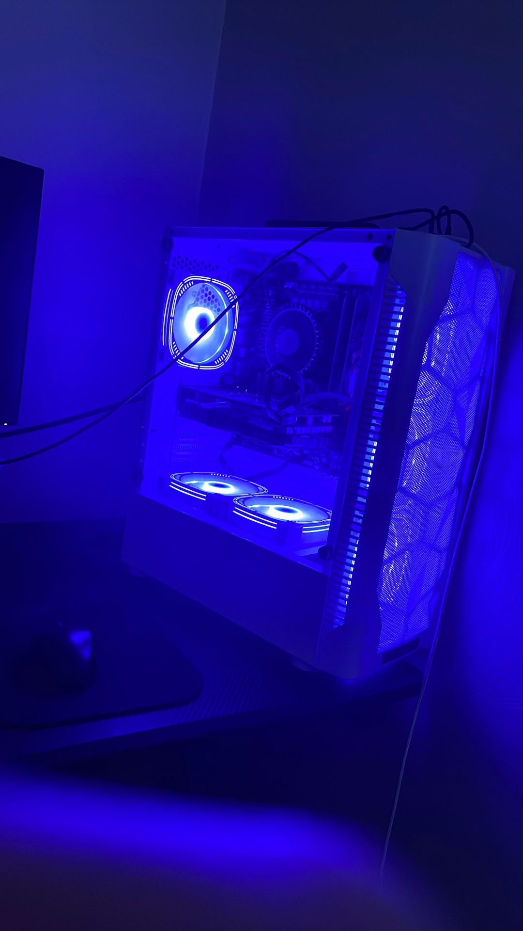 Custom built PC (Specs In Bio)