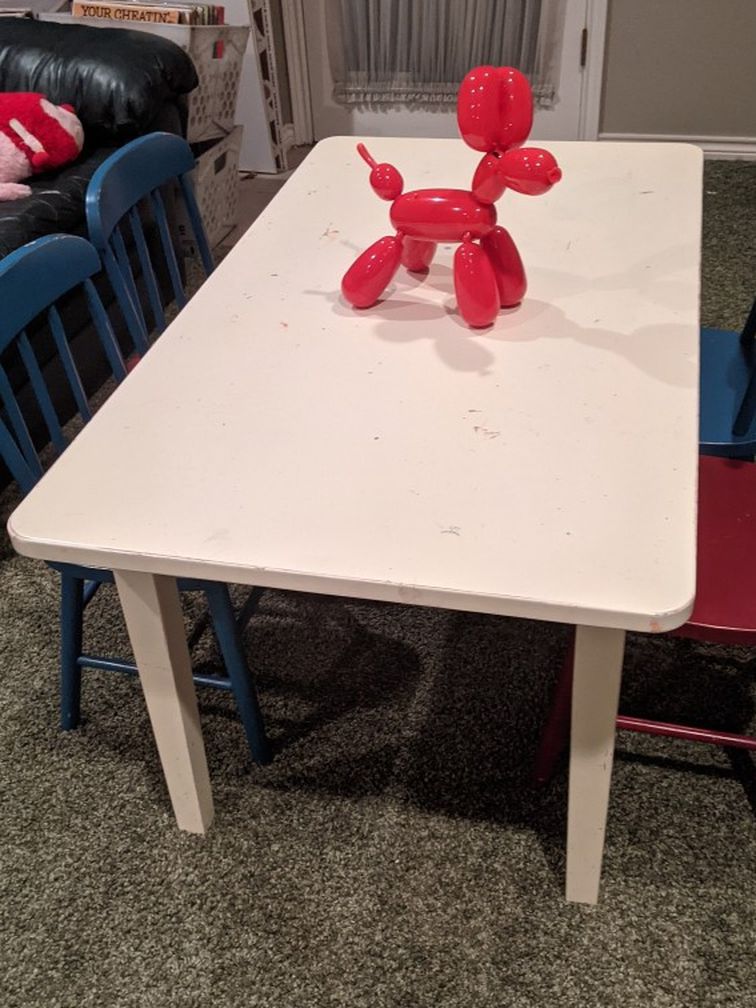 Pottery Barn Kids Table With 4 Chairs