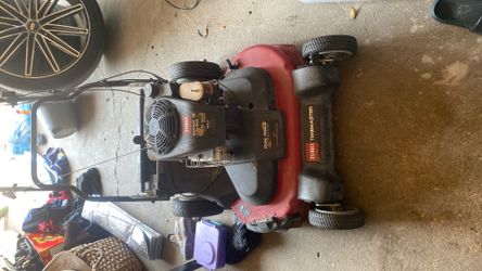 30inch works great starts frist pull selling it because I don’t use it
