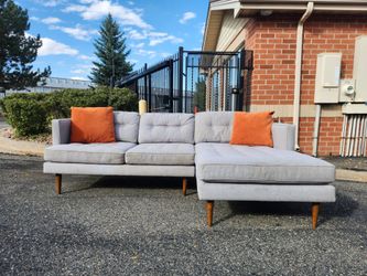 West Elm Peggy Chaise Sectional *Delivery Available*