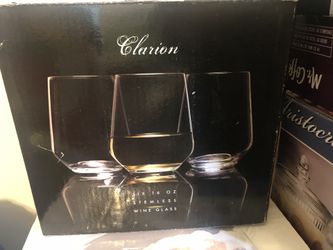 Stemless wine glasses
