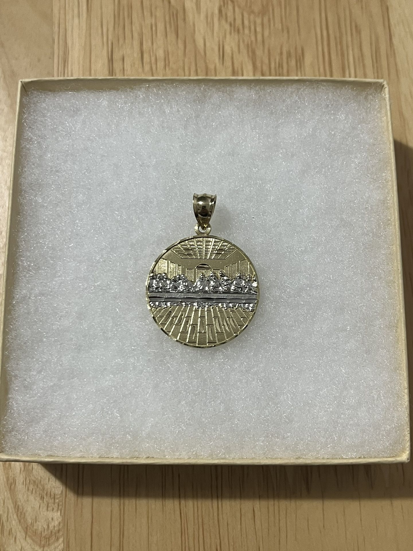 10k Gold Pendant