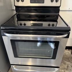 Frigidaire Glass Top Range