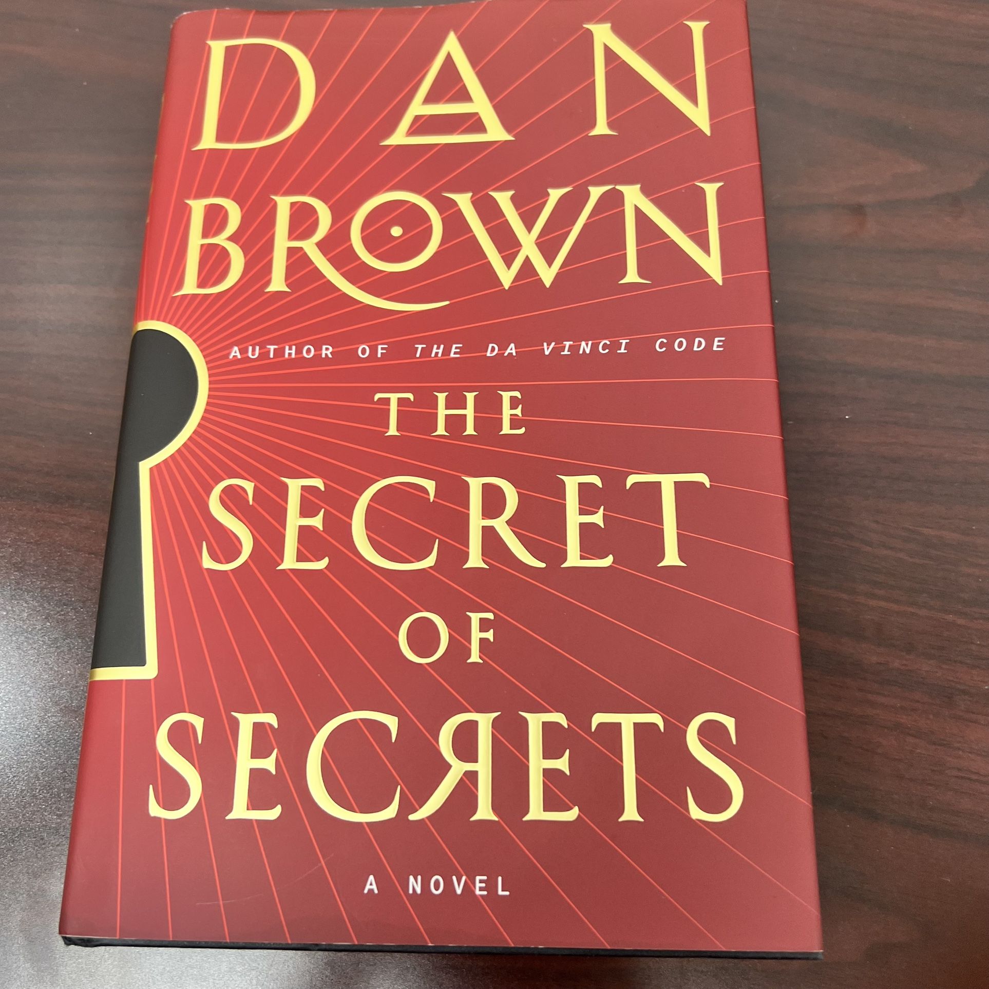 📘 Dan Brown – The Secret of Secrets (Hardcover, 2025