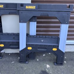 Dewalt Adjustable Metal Leg Sawhorse-2