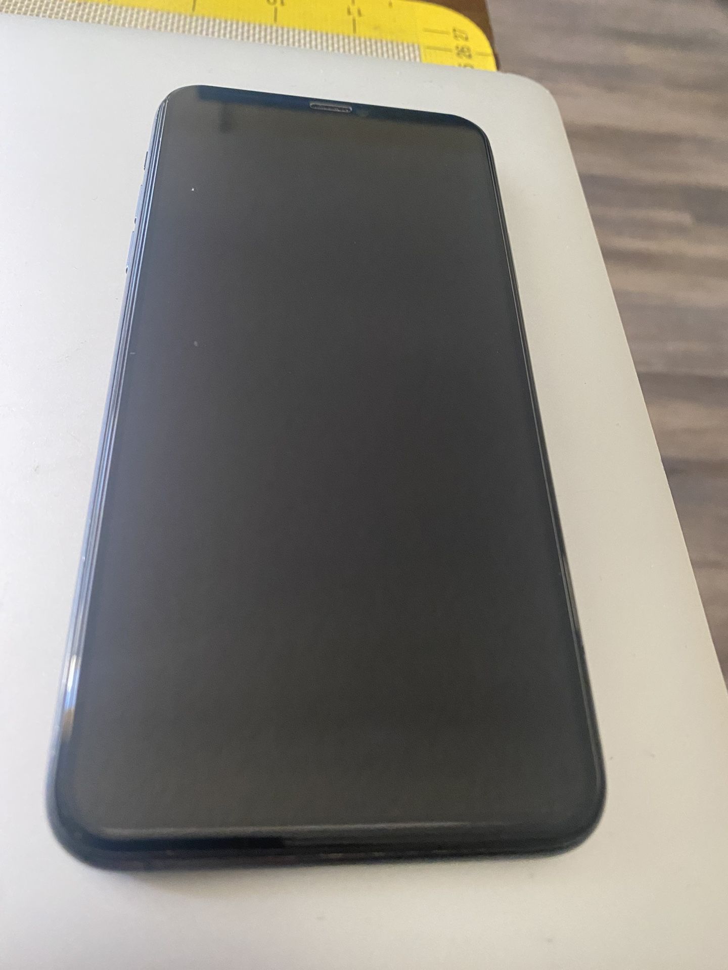 iPhone 11 Pro Max Factory Unlocked