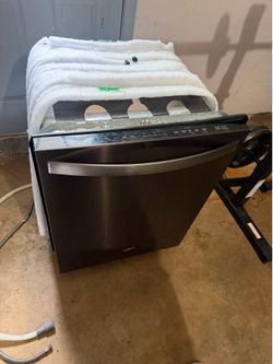 Dishwasher whirlpool