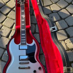 1990 Gibson SG Standard small guard guitar in Silver Pearl finish