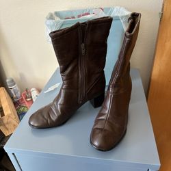 Leather boots
