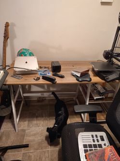Very nice desk for sale