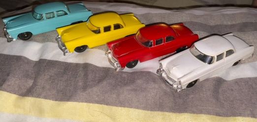 Vintage Lionel Plastic 1956 chevy bel air coupe cars 1:43 train set RARE (READ DESC)