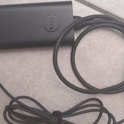 Dell 90 W AC Adapter 