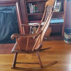 Rocking Chair 