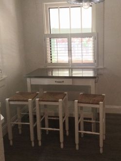 Bistro set 3 wicker stools, Italian