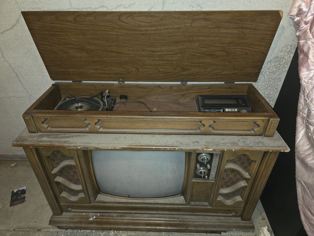 Vintage Curtis Console Need Gone Obo