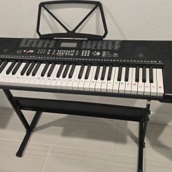 Electric Keyboard Piano