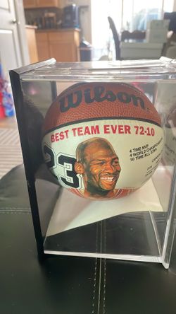 Miniature basketball best team ever Michael Jordan