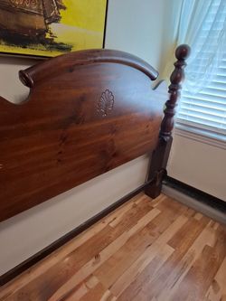 1970s Vintage Mid Century Ethan Allen Style Bed