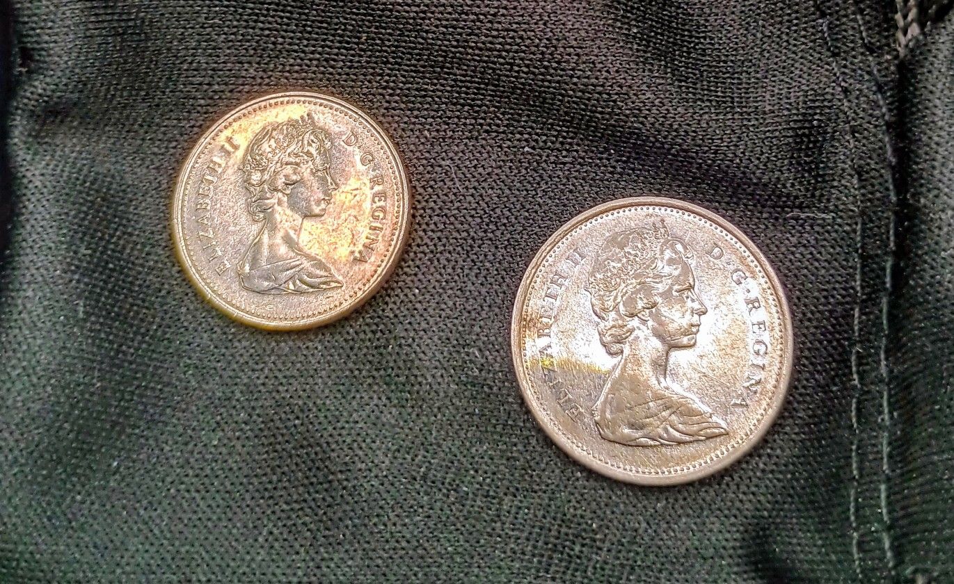 2 Canadian Coins Elizabeth II 1971 and 1979 5 Cent and 25 Cent, Proof-Like