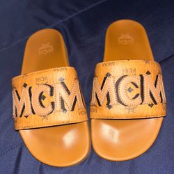 MCM Sandals Great Condition‼️ CHECK OUT MY OTHER LISTINGS‼️