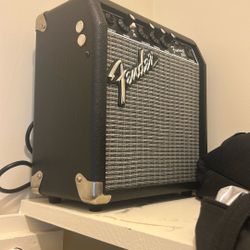 Black Fender Amp