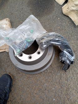 Ford f250 2wd front and rear brakes