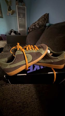Nike classic Sb size 8