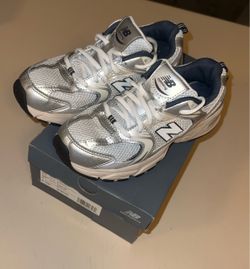 New Balance 530