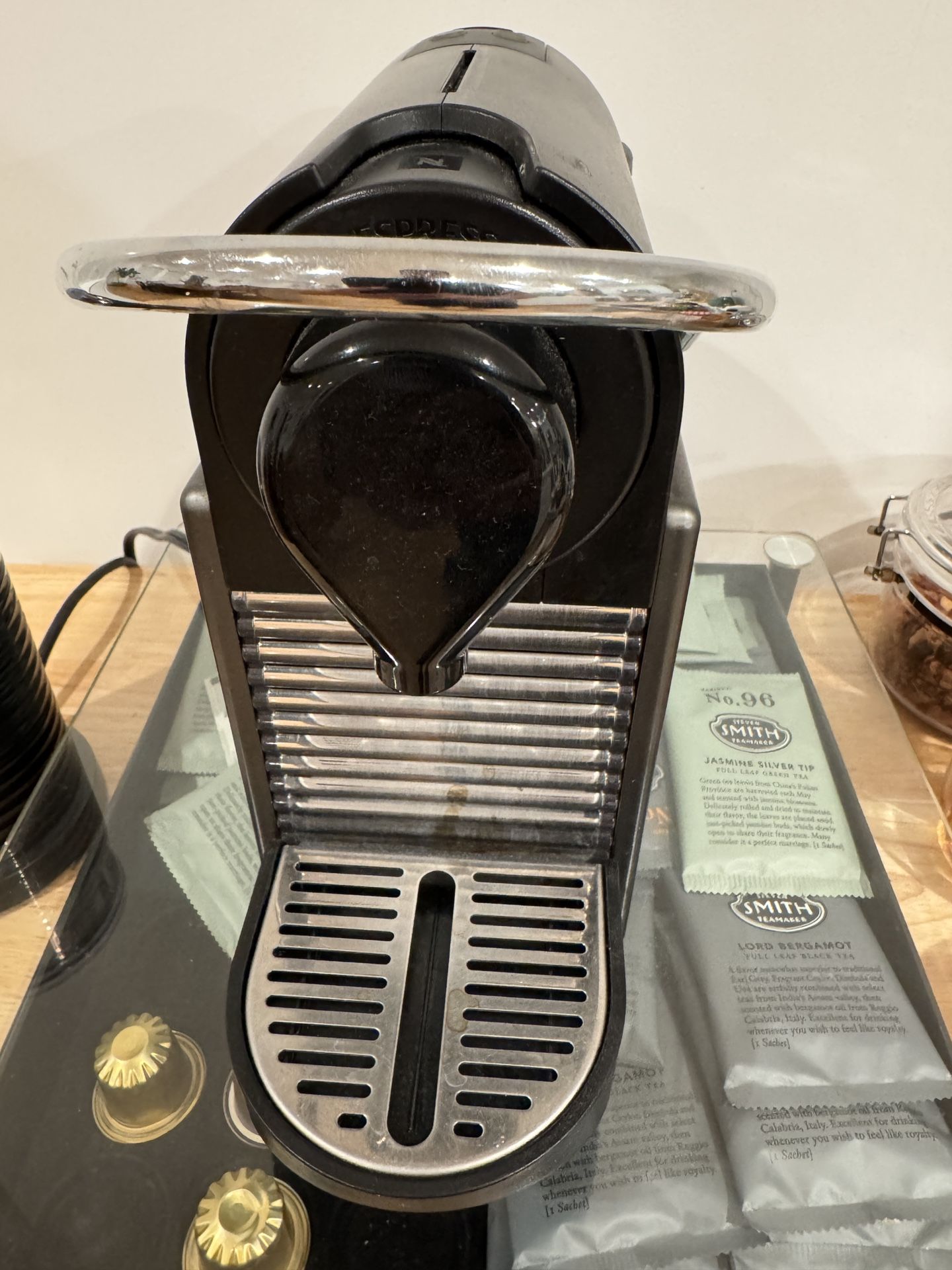Nespresso Pixie with Milk Frother 