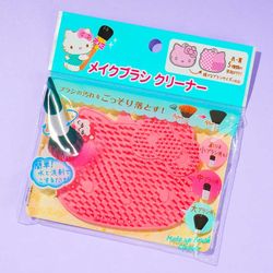 Nwt Hello Kitty MAke Up Brush