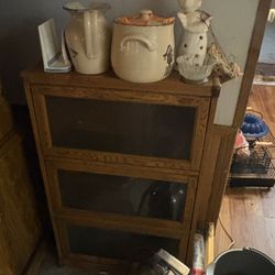 Shelves And Glass Cabinets 