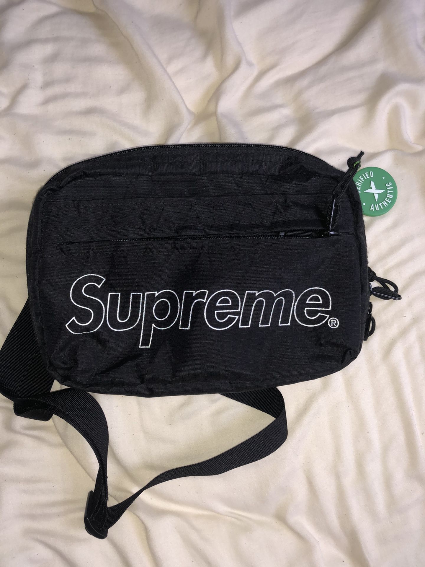 Supreme bag (perfect condition)