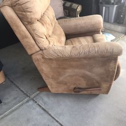 Este Sillón Marca LA Z BOy  Por Solo 30