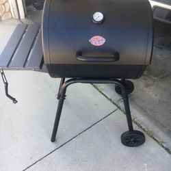 CharGriller Bbq Charcoal Grill