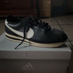 Nike Cortez Size 11.5