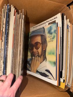 Lot of >50 vintage record albums