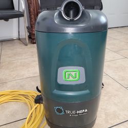 Aspen-6 Backpack Vacuum Power Source: Corded
Weight: 13 lbs / 5.9 kg
Bag Capacity: 6 qt / 5.7 L
Machine Length: 7 in / 178 mm 