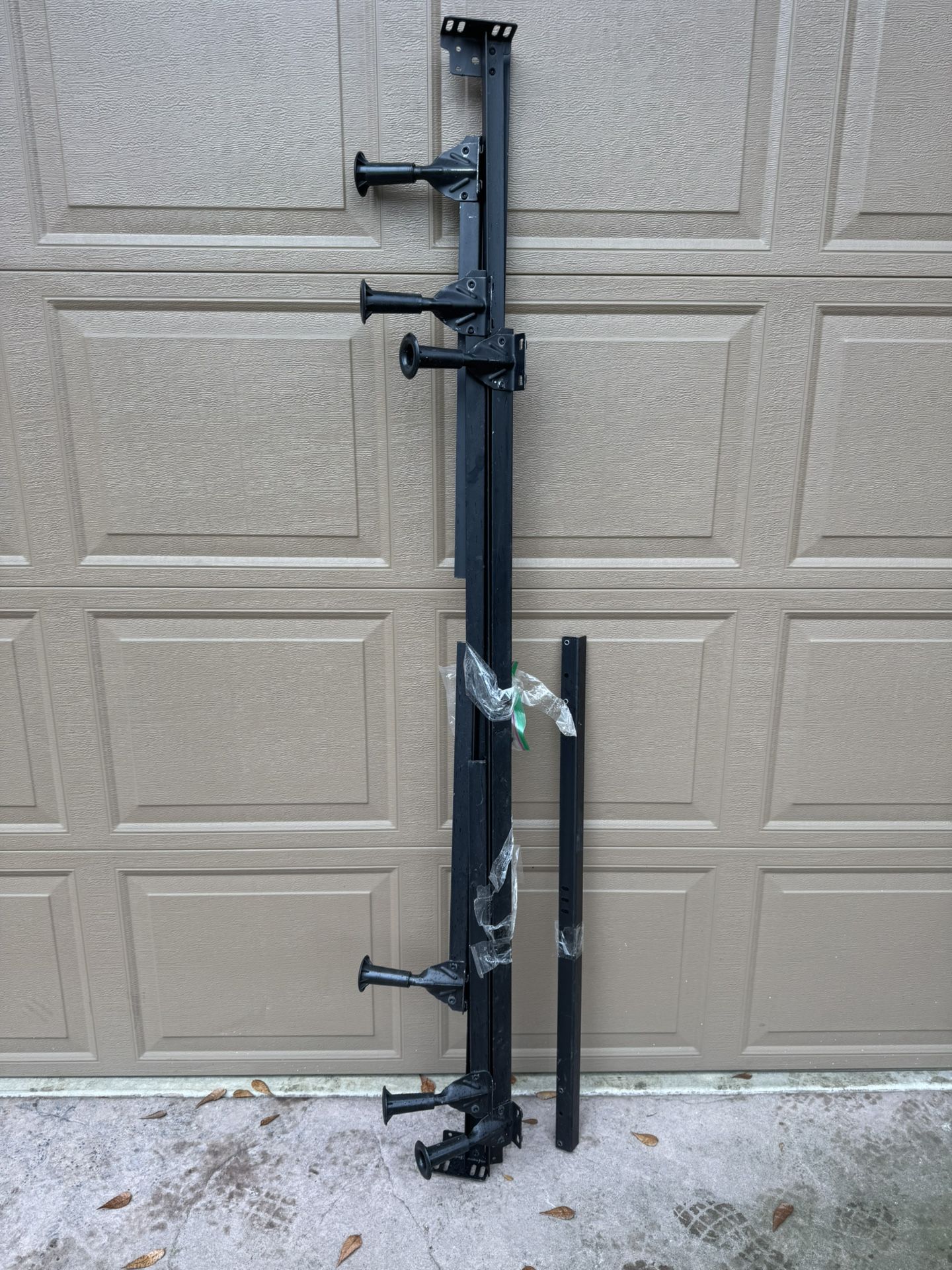 King Or Queen Metal Bed Frame 