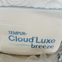 TEMPUR Cloud Luxe Brezeze