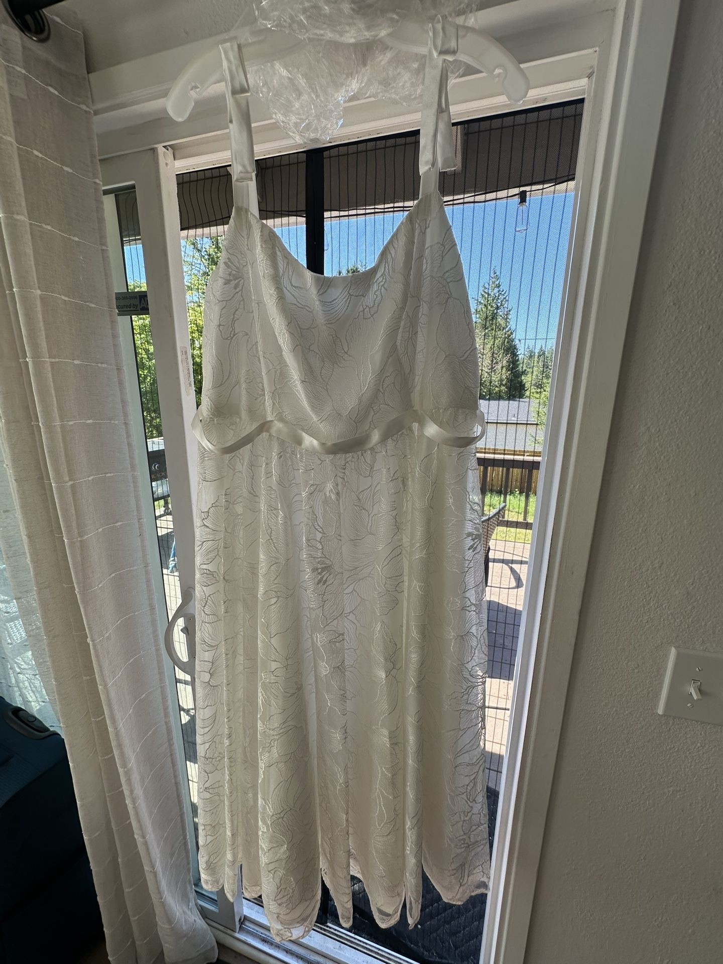 Wedding Dress 20W (NEW!)
