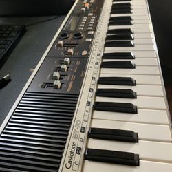 Vintage 80’s Casio Casiotone MT-70