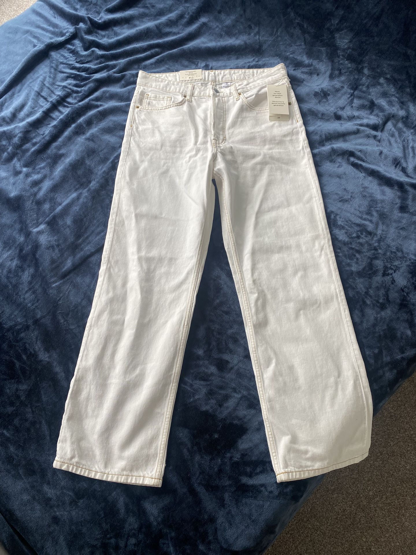 H&M White Relaxed Straight Jeans - US 8