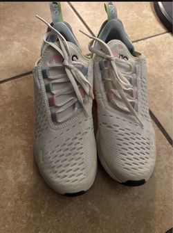 Nike Air 270