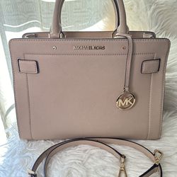 Original micheal kors handbag Like new Barely used.(cash & pick up only) price firm 