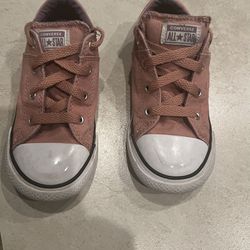 Girls Pink Converse Tennis Shoes