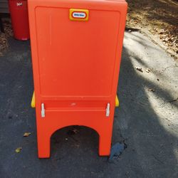 Little Tikes Easel