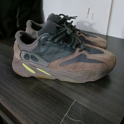 Adidas Yeezy Boost 700 'Mauve'