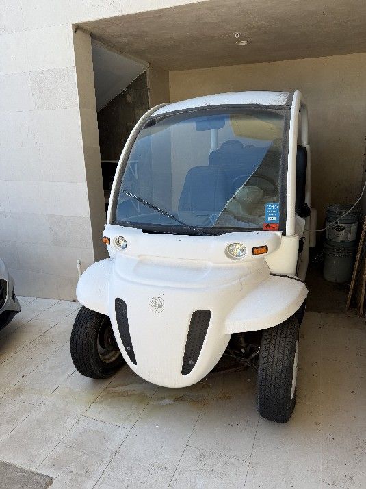 Great Shape Gold Cart GEM E825/4